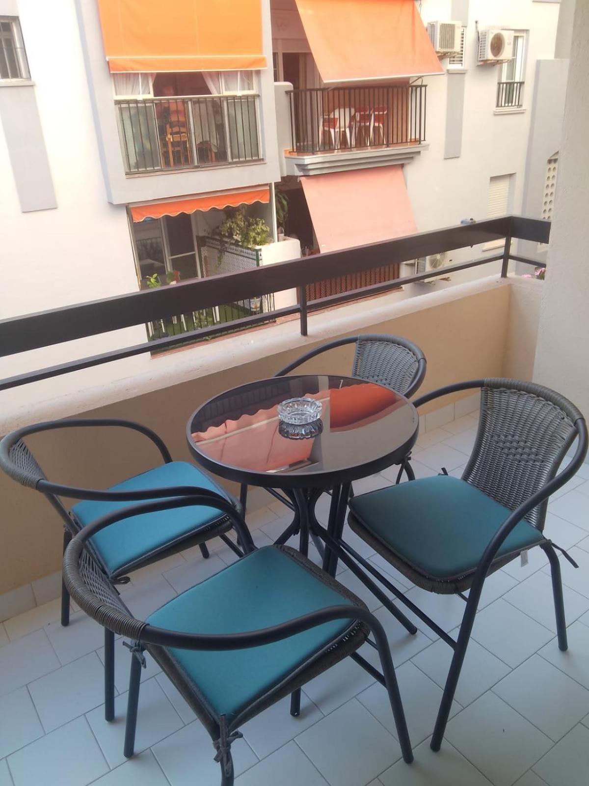 Fuengirola Puerto 2 Room & Parking Exterior photo